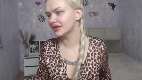 Melissa online show from March 11, 6:08 am