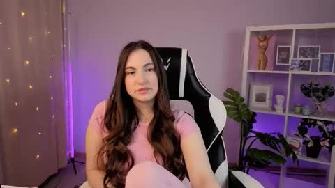 Melissa online show from February 21, 7:09 am