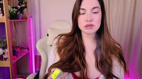 Snapshot of melissagray_ chatting on September 13, 8:11 am melissagray_ online show from September 13, 8:11 am
