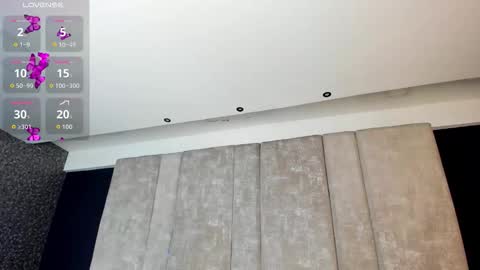   online show from January 6, 11:47 am