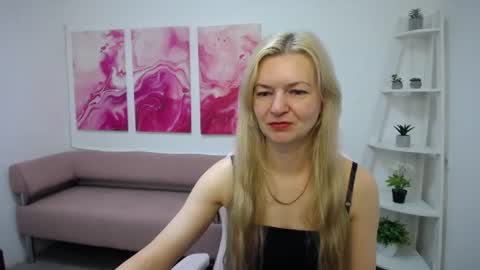 Melissa online show from July 25, 5:25 am