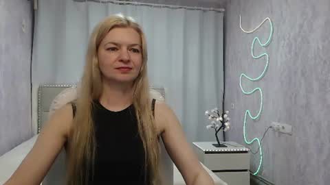 Melissa online show from July 11, 8:14 am