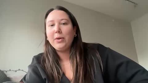 melkteeth online show from October 16, 10:34 pm