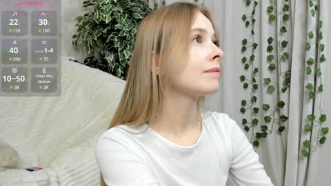 Snapshot of mell_milles chatting on February 2, 8:41 pm mell milles online show from February 2, 8:41 pm