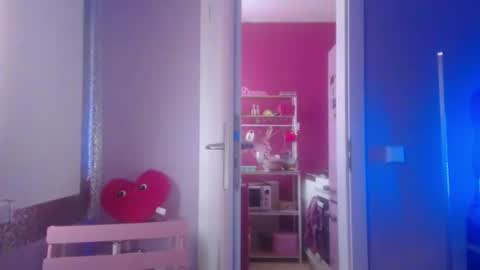 Melli online show from February 6, 2:09 pm