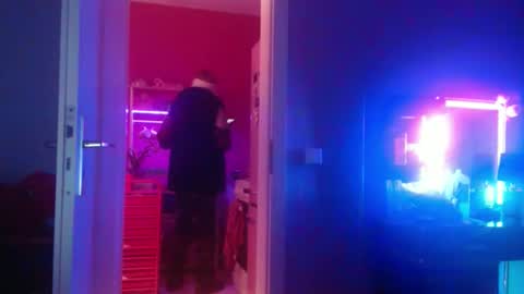 Melli online show from February 4, 6:33 pm