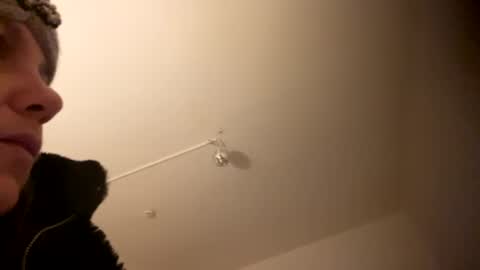 Melli online show from December 14, 3:47 pm