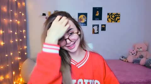 Tessa online show from December 26, 8:39 am