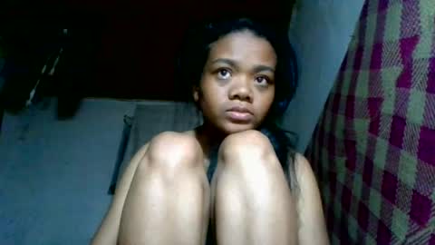 mellinah430167 online show from July 23, 1:41 pm