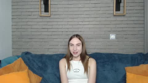 Snapshot of mellingi chatting on September 29, 5:23 am mellingi online show from September 29, 5:23 am