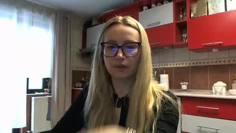 Melly online show from February 26, 8:02 am