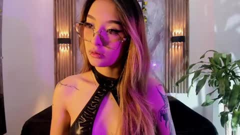 melodylanee online show from May 27, 11:07 am
