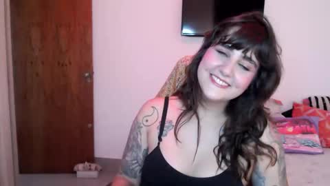 Mel online show from April 19, 8:11 pm