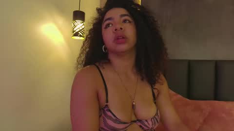  Memphis Williams  online show from February 14, 4:47 am