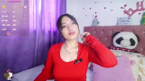 Snapshot of mena_hicks chatting on February 19, 8:20 pm Heart online show from February 19, 8:20 pm