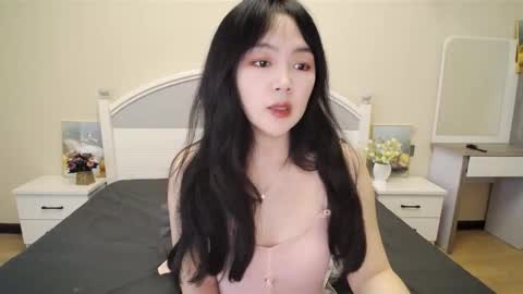 Mengkeke online show from March 24, 1:33 am