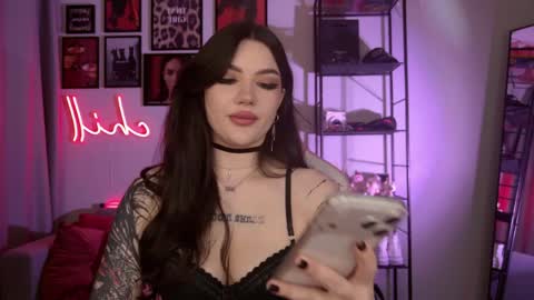 Amy Meow online show from April 6, 4:52 pm