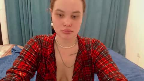 Jey online show from February 15, 6:44 pm