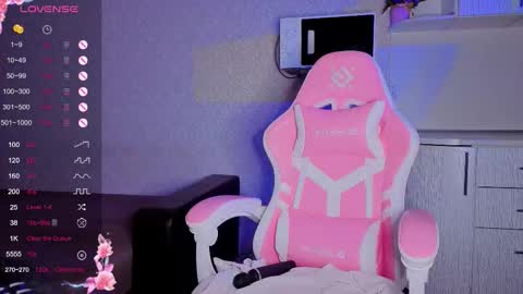 meowli online show from December 3, 3:36 pm