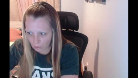 Heather online show from June 7, 2:18 am