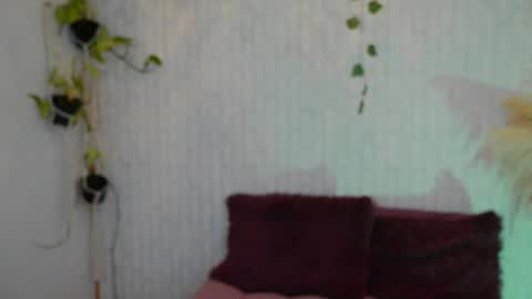 Snapshot of merida_bell18 chatting on September 10, 11:38 pm Merida Bell online show from September 10, 11:38 pm