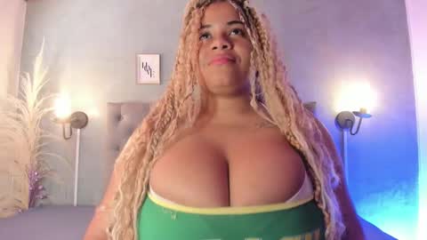 meridalane online show from November 25, 1:13 pm