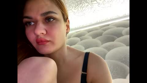 MeriyJewel online show from October 10, 10:20 am