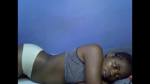 Snapshot of merlin_queen chatting on October 19, 9:22 am merlin_queen online show from October 19, 9:22 am