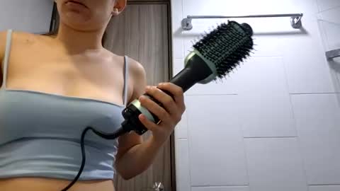 AURORA online show from October 19, 2:35 am