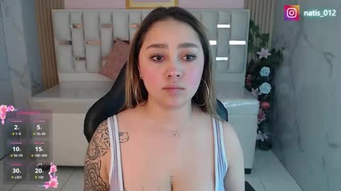Snapshot of merloth_sub chatting on September 16, 3:47 am Merloth online show from September 16, 3:47 am