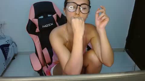 merly_14 online show from July 11, 4:12 am