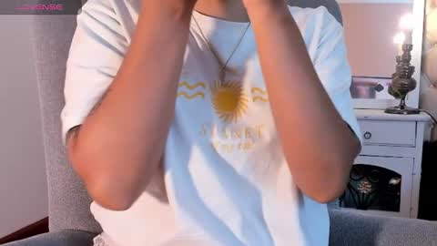 MeryCroos online show from July 25, 1:40 pm