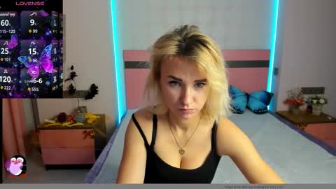 merymidnight online show from November 5, 7:24 am