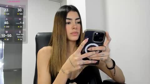 Snapshot of merysummer chatting on February 14, 9:32 pm Mery Summer online show from February 14, 9:32 pm