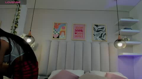 mia__bailey_ online show from April 20, 3:09 am