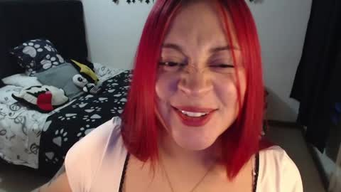 mia online show from June 8, 11:15 pm
