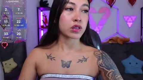 mia_adamsxxx online show from July 29, 8:53 pm