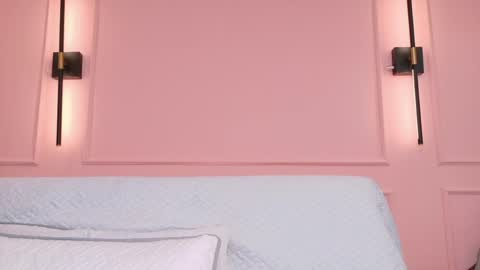 Mia 3 online show from April 14, 8:42 pm