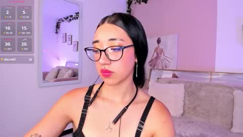 mia_corner online show from November 27, 10:01 pm