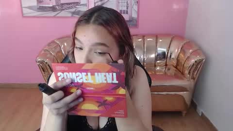 Snapshot of mia_foster_t chatting on October 9, 12:31 pm Mia online show from October 9, 12:31 pm