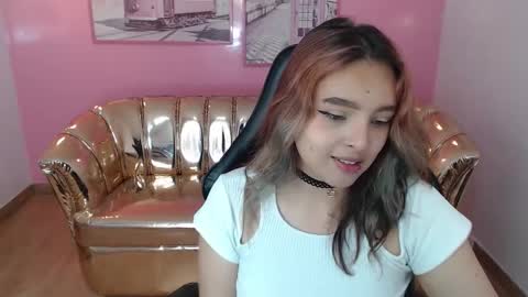 Snapshot of mia_foster_t chatting on October 13, 2:09 pm Mia online show from October 13, 2:09 pm