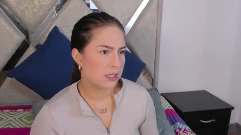 mia fox online show from November 11, 12:13 pm