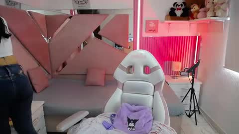 mia_garcia28 online show from June 4, 1:48 pm