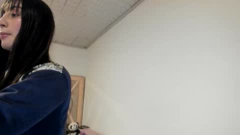 mia kaneee online show from November 26, 4:35 am