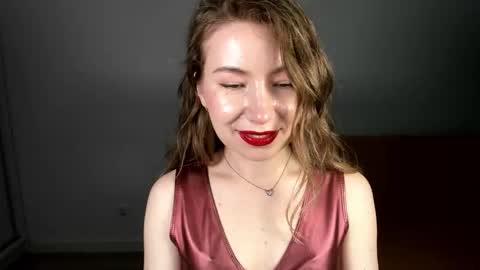 Mia online show from May 31, 6:42 pm