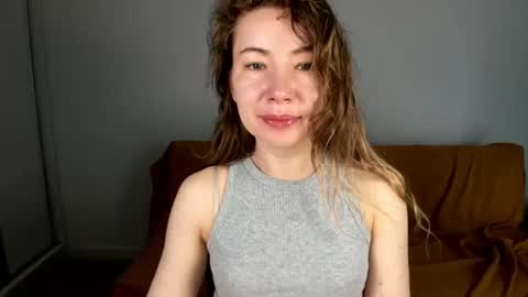 Mia online show from June 16, 6:25 am