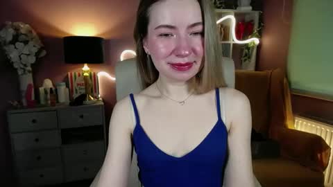 Snapshot of mia_luxx92 chatting on February 21, 8:17 am Mia online show from February 21, 8:17 am