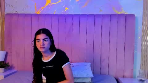 mia online show from July 19, 12:40 pm