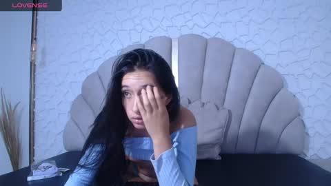 mia_prince_ online show from April 16, 8:08 pm