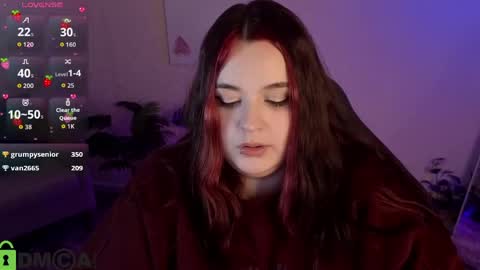 Mia online show from April 11, 7:45 am